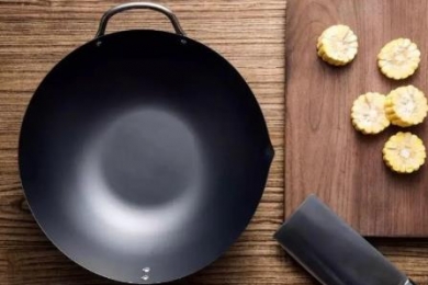 新买的铁锅第一次怎么开锅？